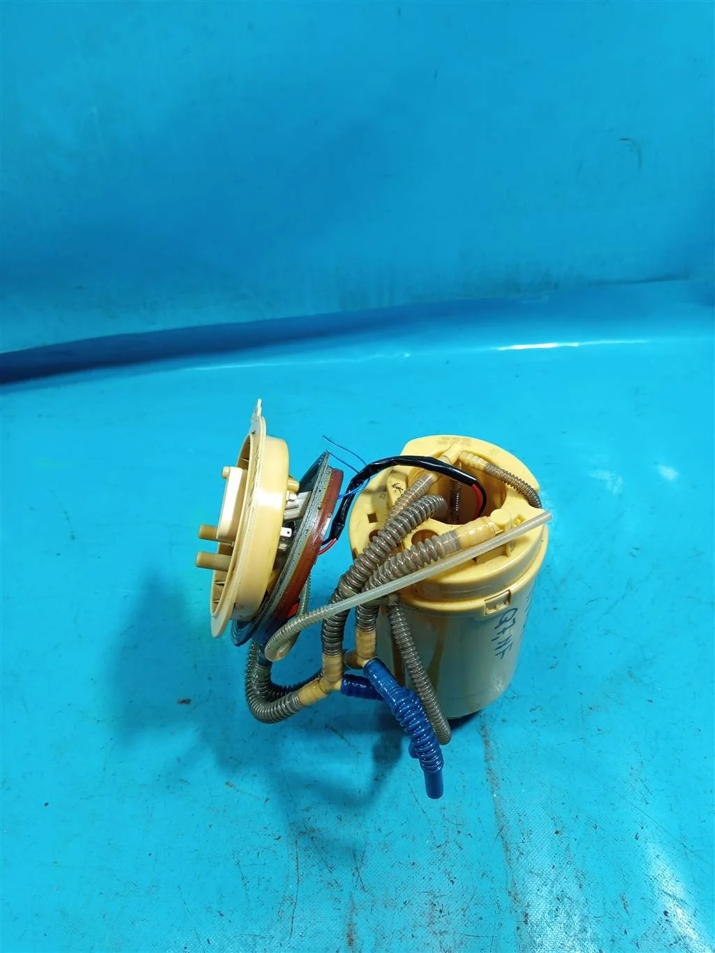 Насос топливный  Audi Q7 (2006-2016)