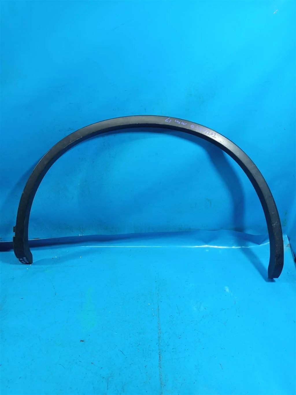 Расширитель крыла передний правый VW Touareg NF (