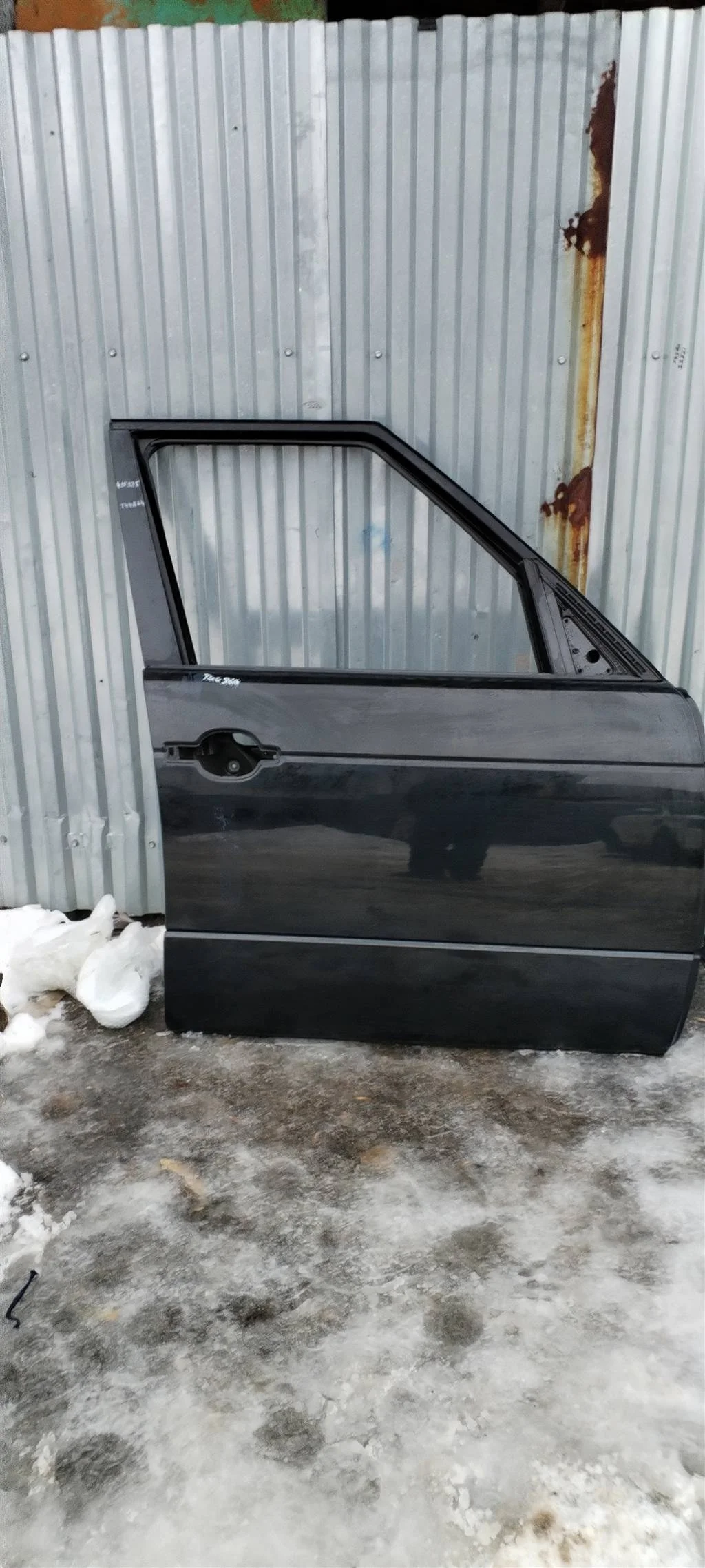 Дверь передняя правая Land Rover Range Rover III