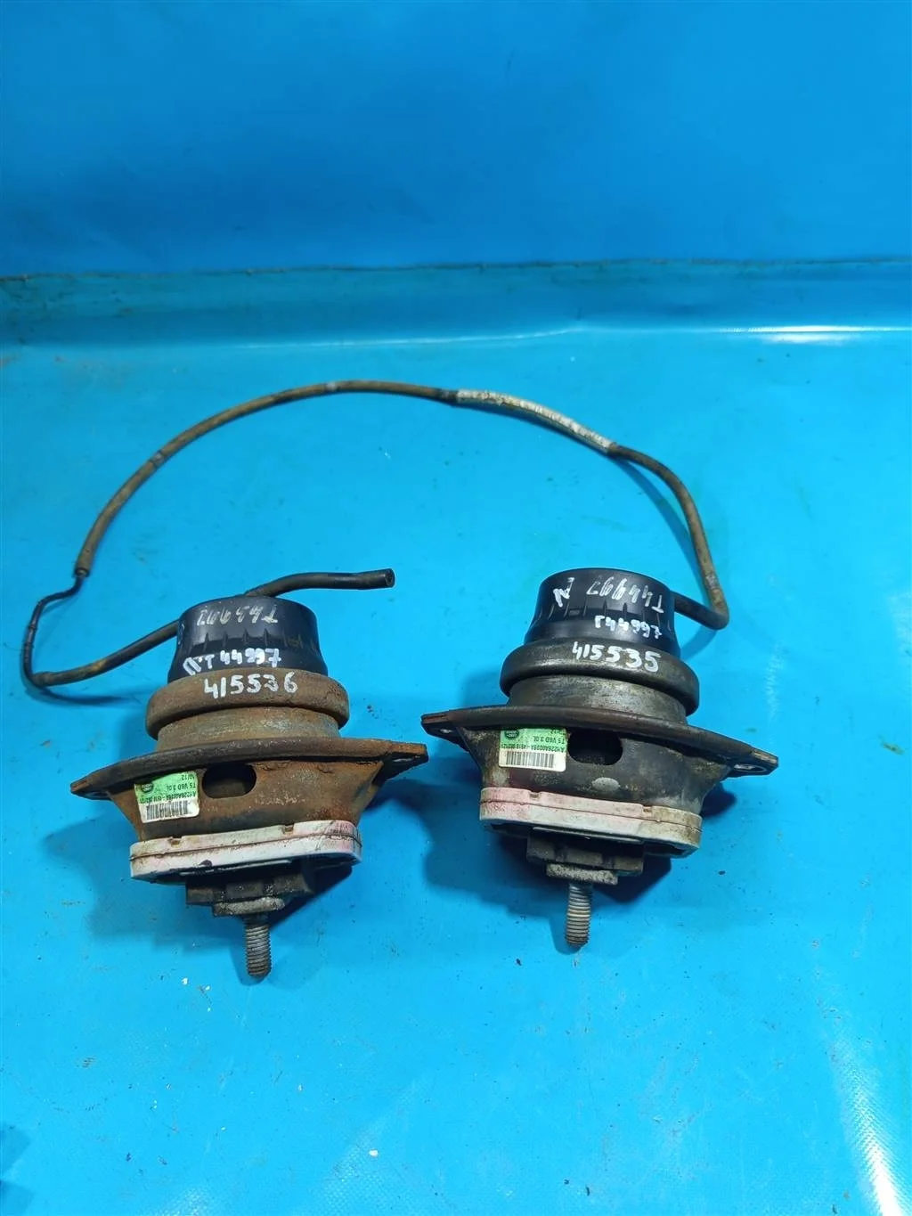 Опора двигателя Land Rover RANGE ROVER SPORT L320