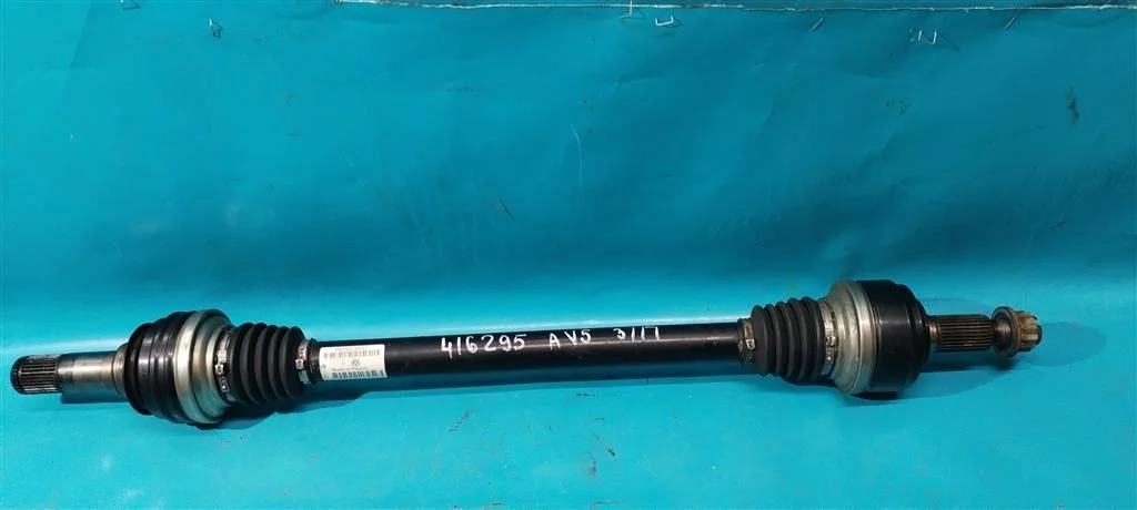 Привод задний правый Porsche Cayenne 958 2010-