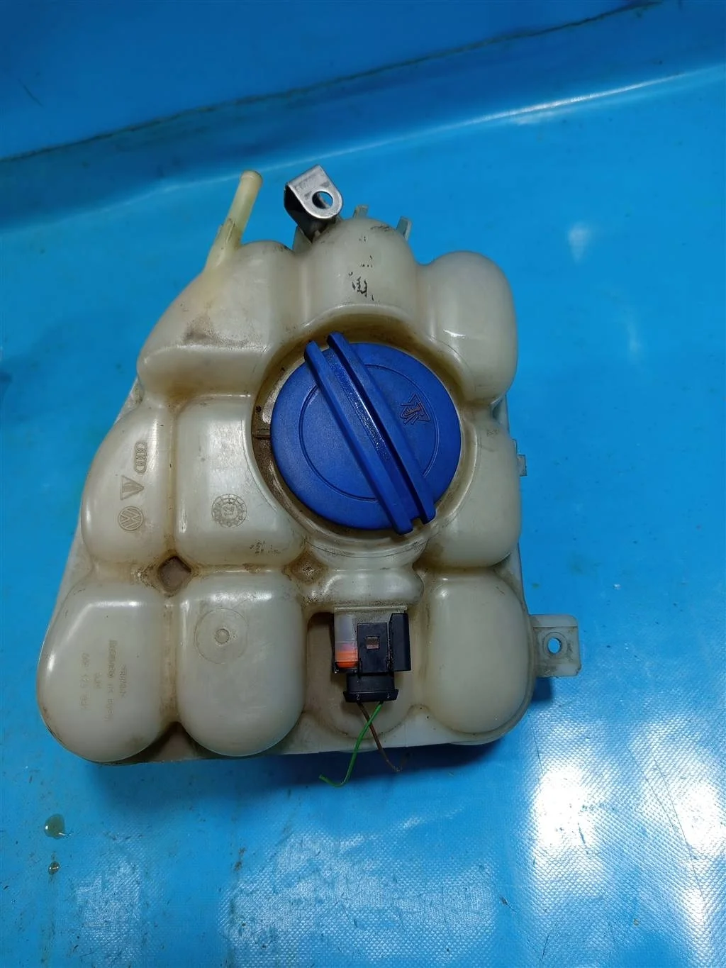 Бачок расширительный Porsche Cayenne 958 2010-