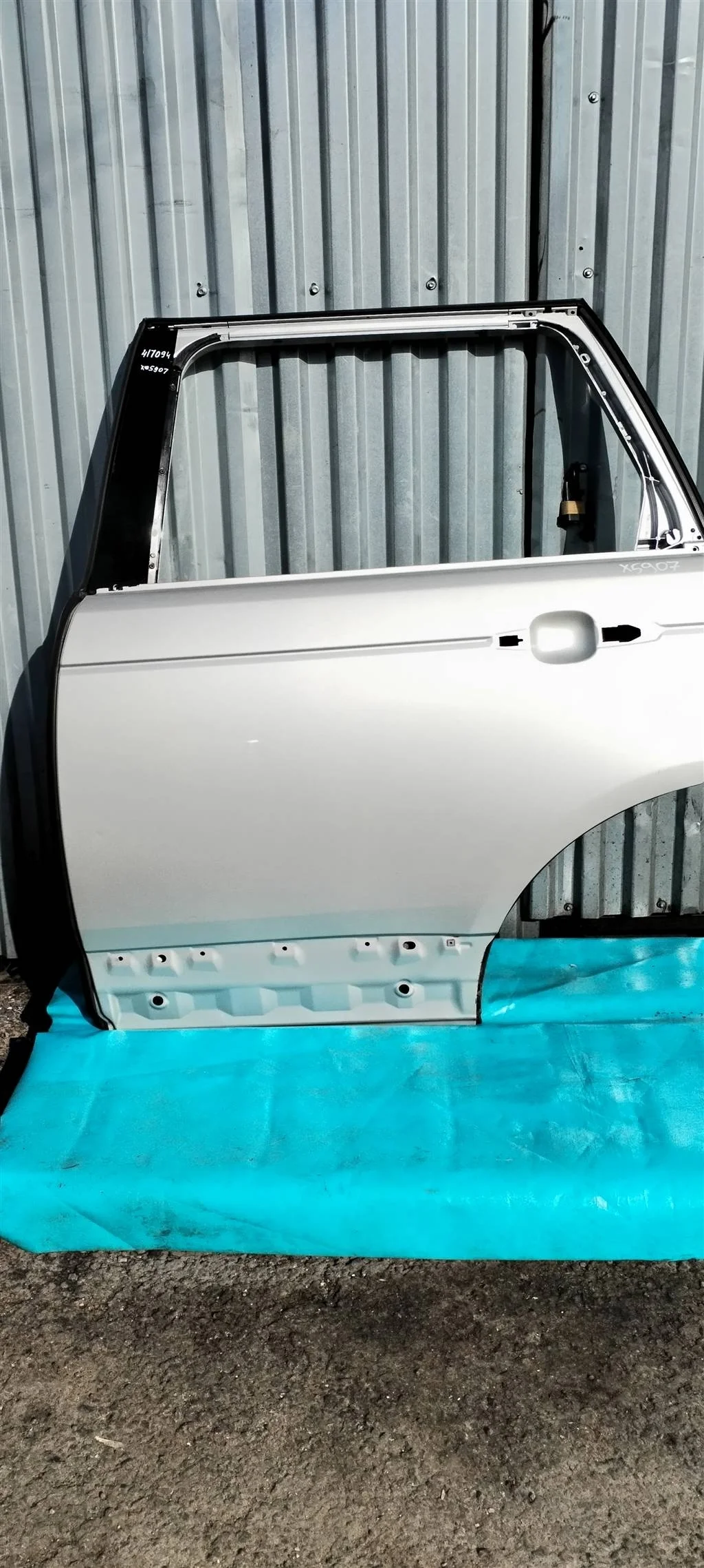 Дверь задняя левая Land Rover RANGE ROVER VOGUE 4