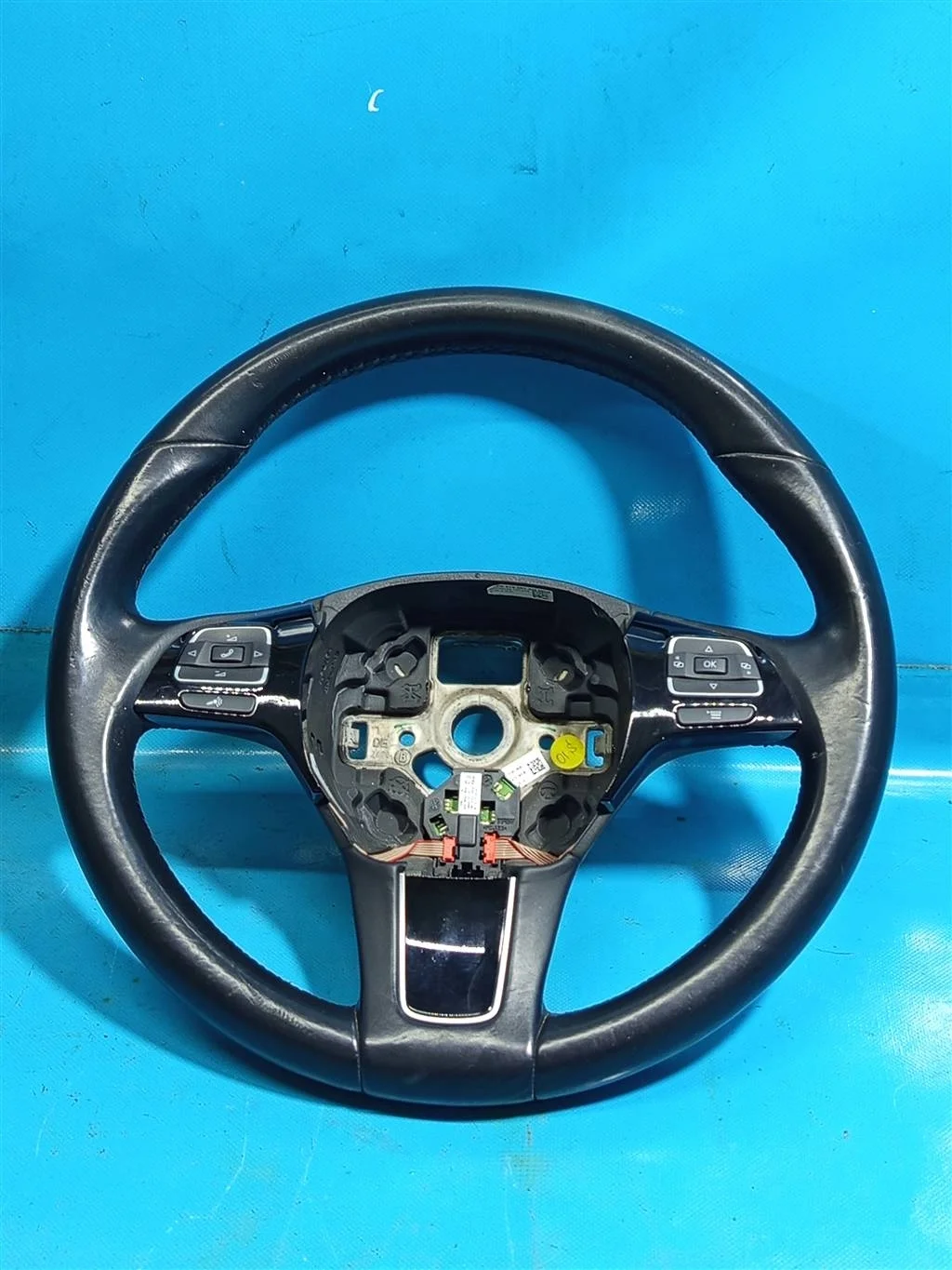 Рулевое колесо VW Touareg NF (2011-2018)