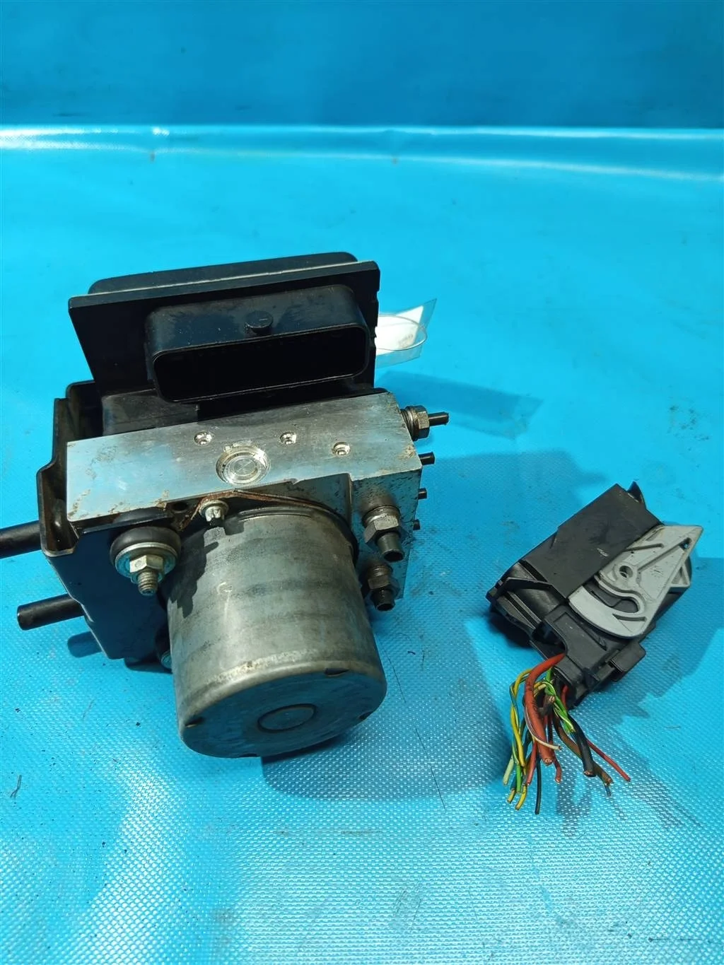 Блок ABS Land Rover Range Rover III (LM) ( 2002-2