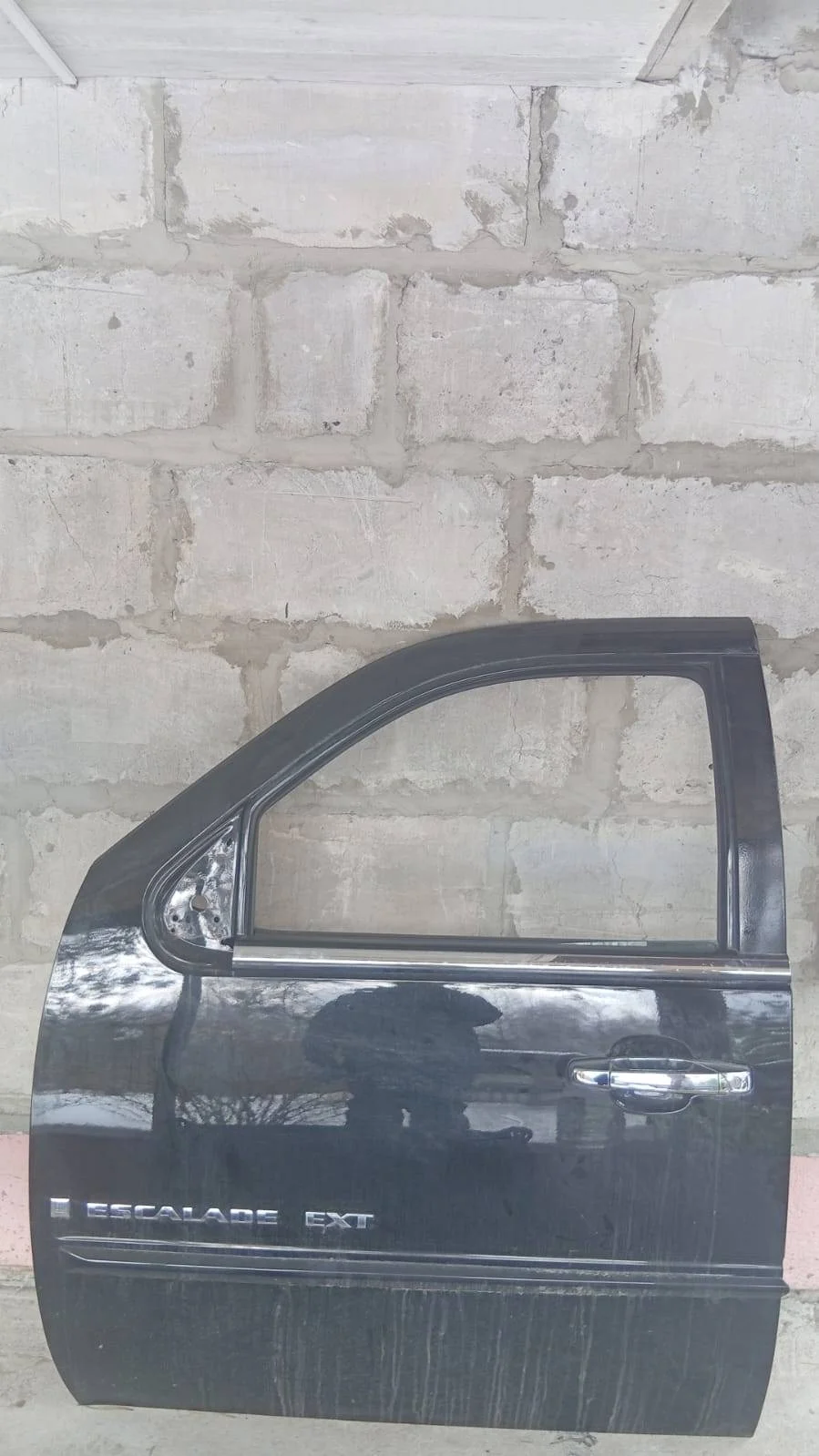 Дверь передняя левая Cadillac Escalade 3 (2006-20