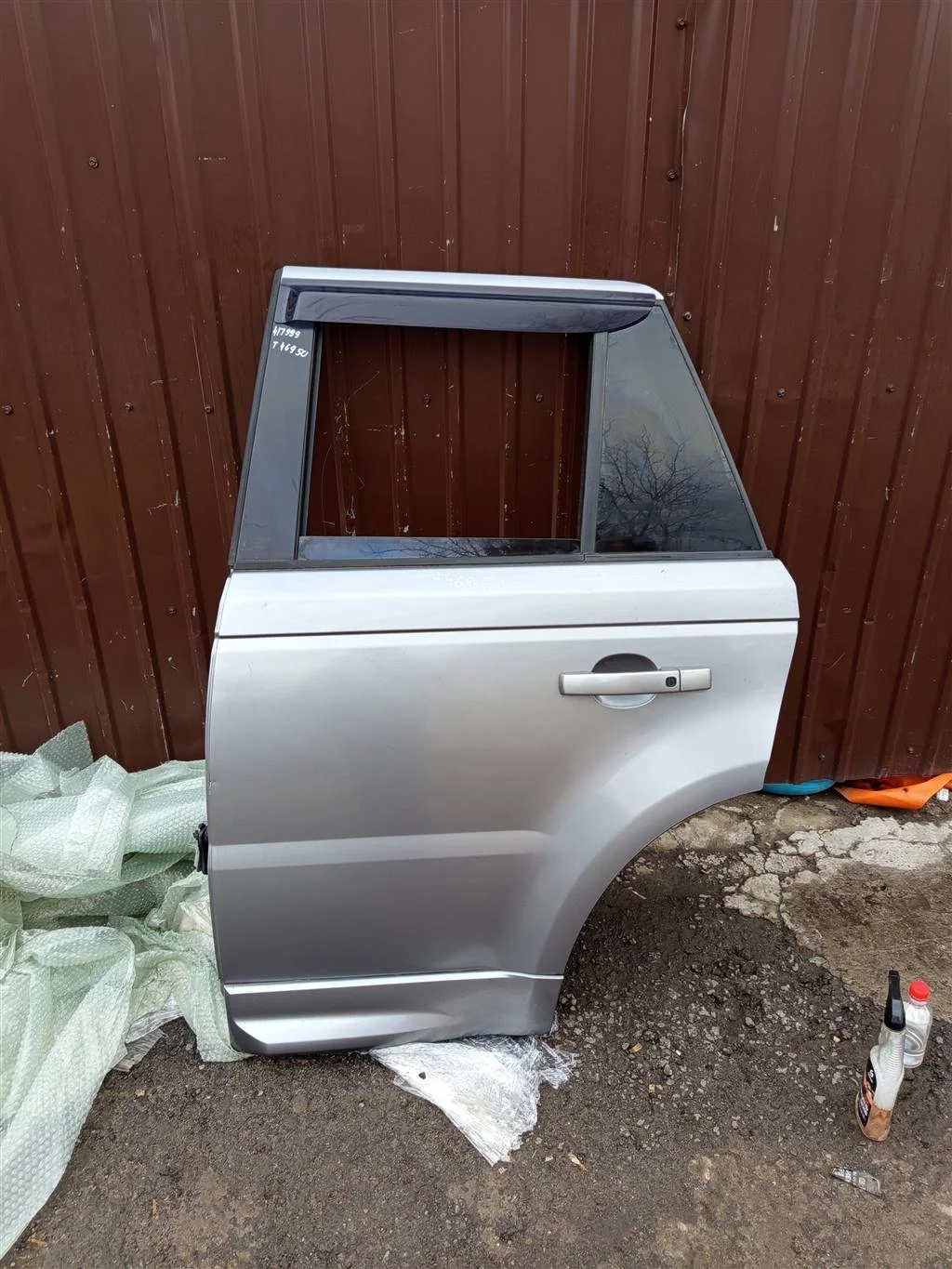 Дверь задняя левая Land Rover RANGE ROVER SPORT L