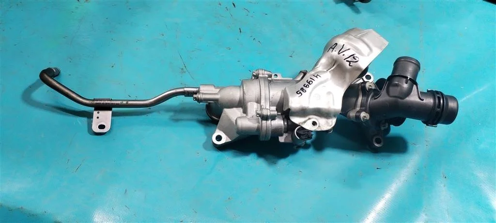 Насос водяной Infiniti Q50 V37 (2014-2024)