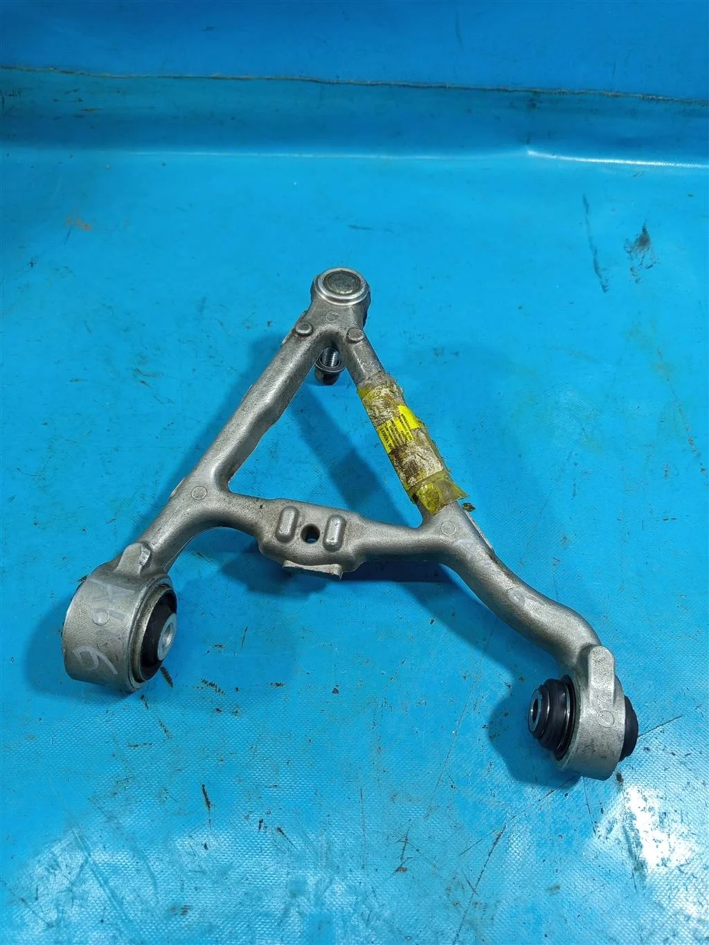 Рычаг задний верхний правый Jaguar XJ X351 (2009-