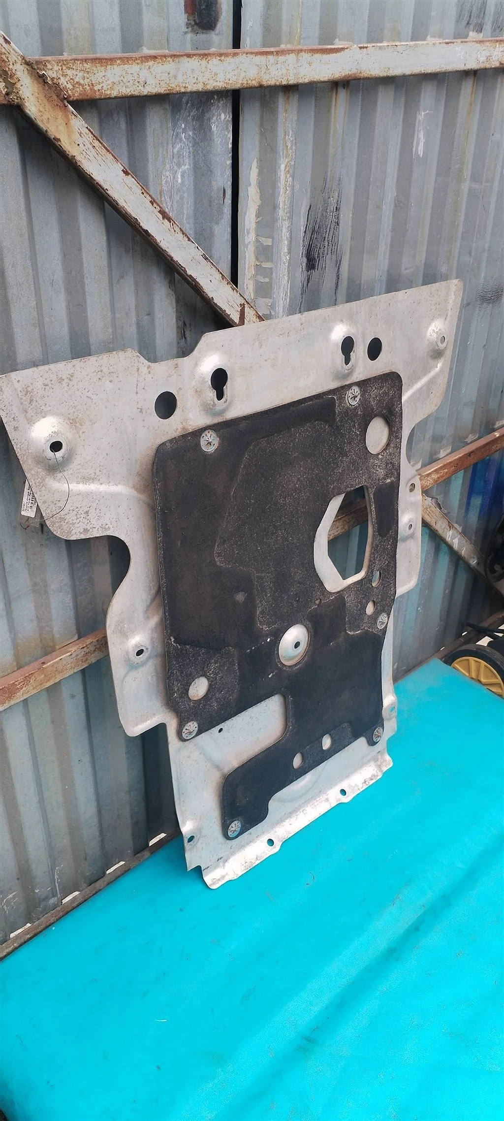 Защита двигателя Land Rover RANGE ROVER VOGUE 4 L