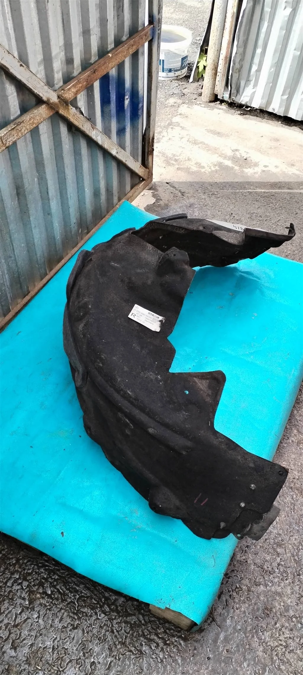 Локер (подкрылок) задний правый Mercedes W205 C C