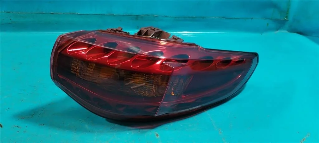 Фонарь задний наружный правый Infiniti FX (S51)/Q