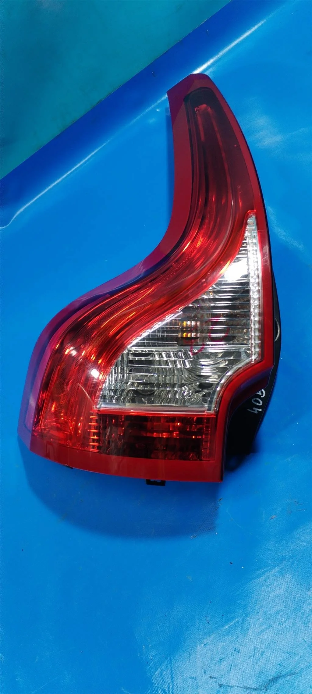 Фонарь задний левый Volvo XC60 (2008-2017)