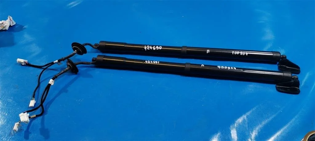 Амортизатор крышки багажника Infiniti FX (S51)/QX