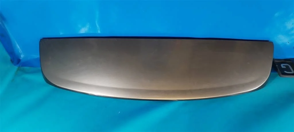 Спойлер крышки багажника Land Rover RANGE ROVER S