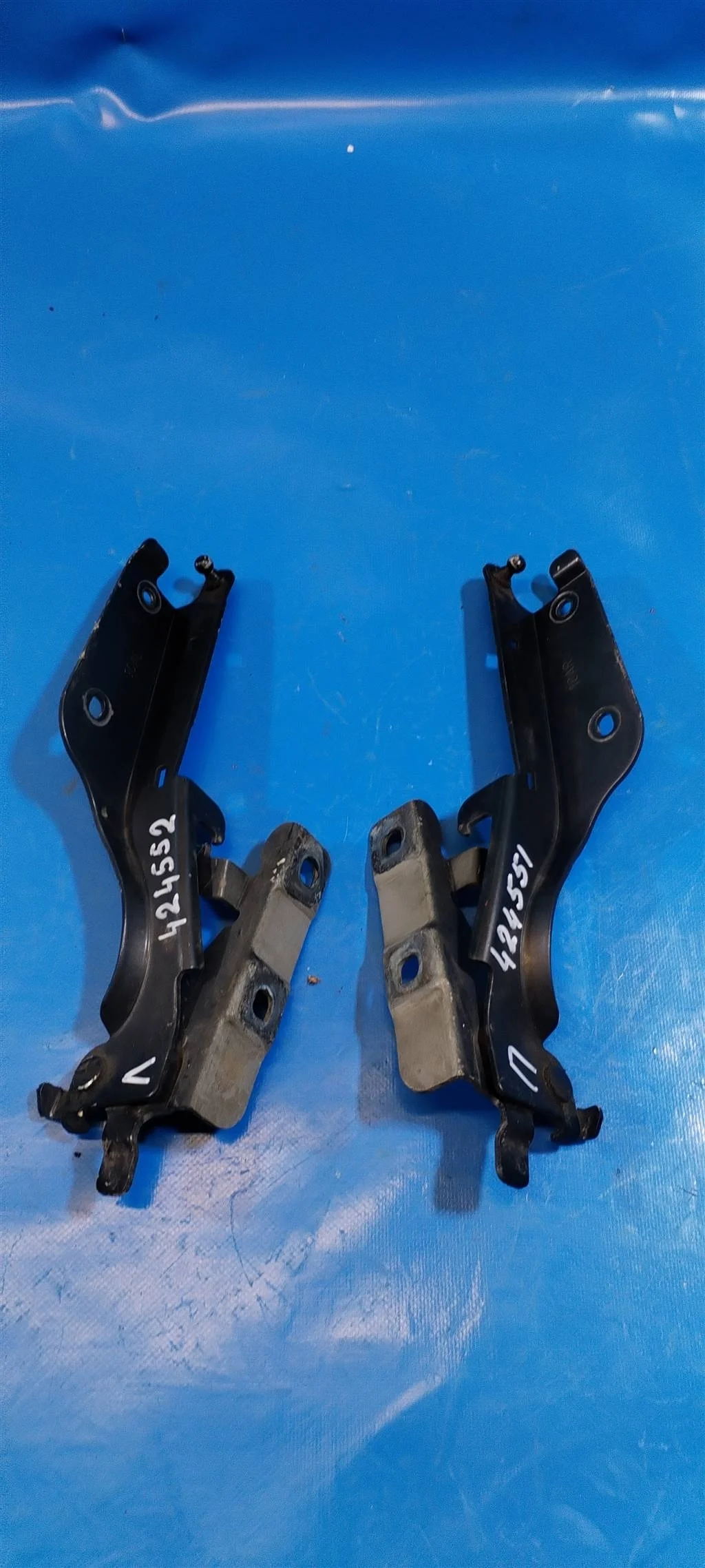 Петля капота левая Infiniti FX (S51)/QX 70 (2008-)