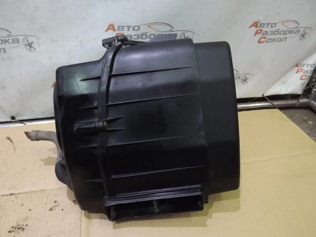 Корпус воздушного фильтра Audi A8 (D3,4E) 2004-2010  [077133837AL]  BFM 4.2 V8  в Вологде