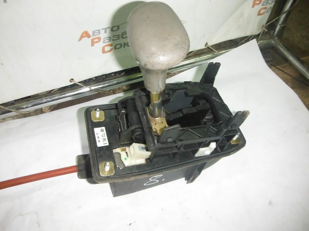 Кулиса КПП Audi A4 (B5) 1994-2002  [4B0713041B]  в Вологде