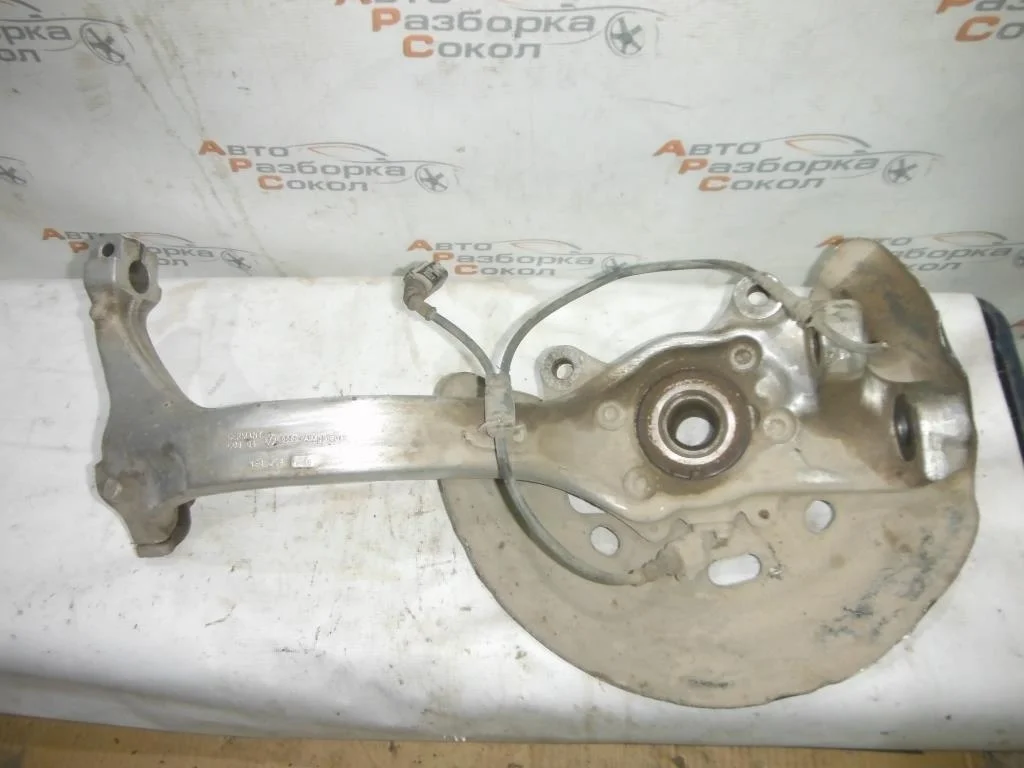 Кулак поворотный передний правый Audi A8 (D3,4E) 2004-2010  [4E0407254R]  BFM 4.2 V8  в Вологде