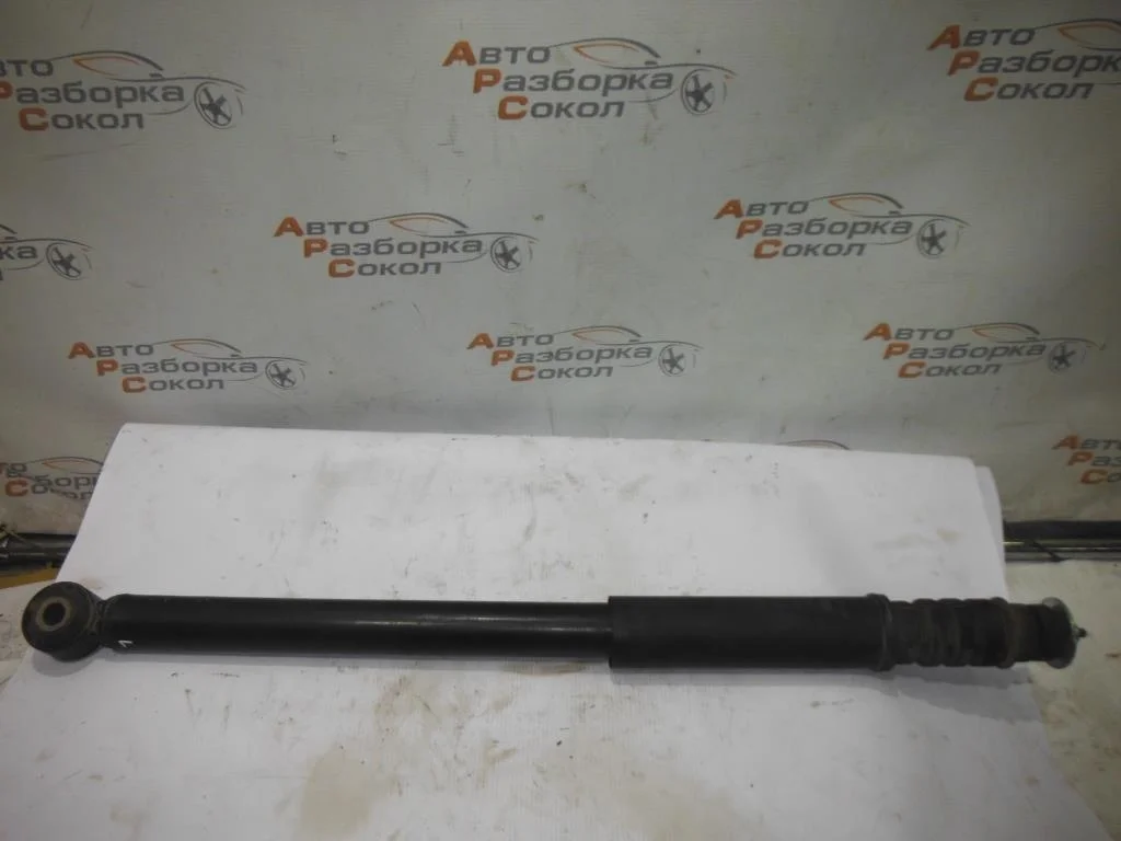 Амортизатор задний Renault Duster 2012-2021  [562105043R]  в Вологде
