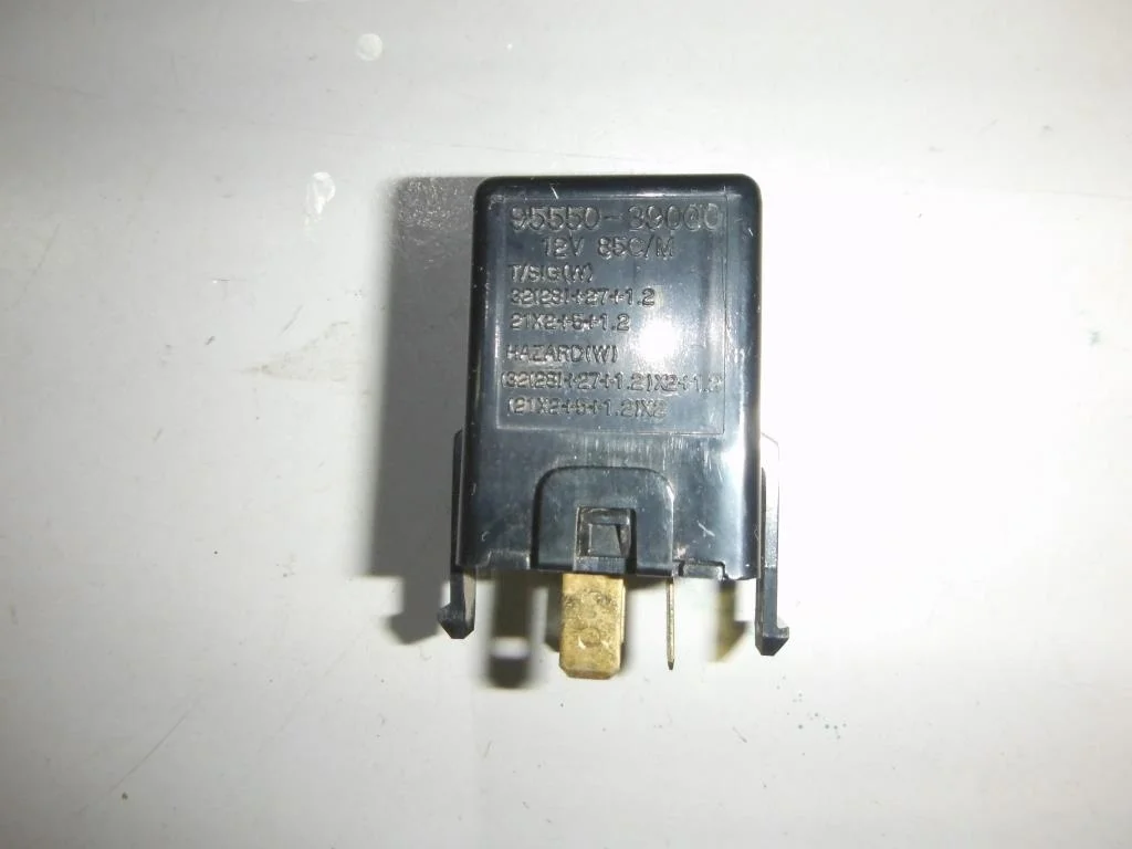 Реле поворотов Hyundai Santa Fe (SM) \Santa Fe Classic 2000-2012  [9555039000]   2.7 G6BA в Вологде