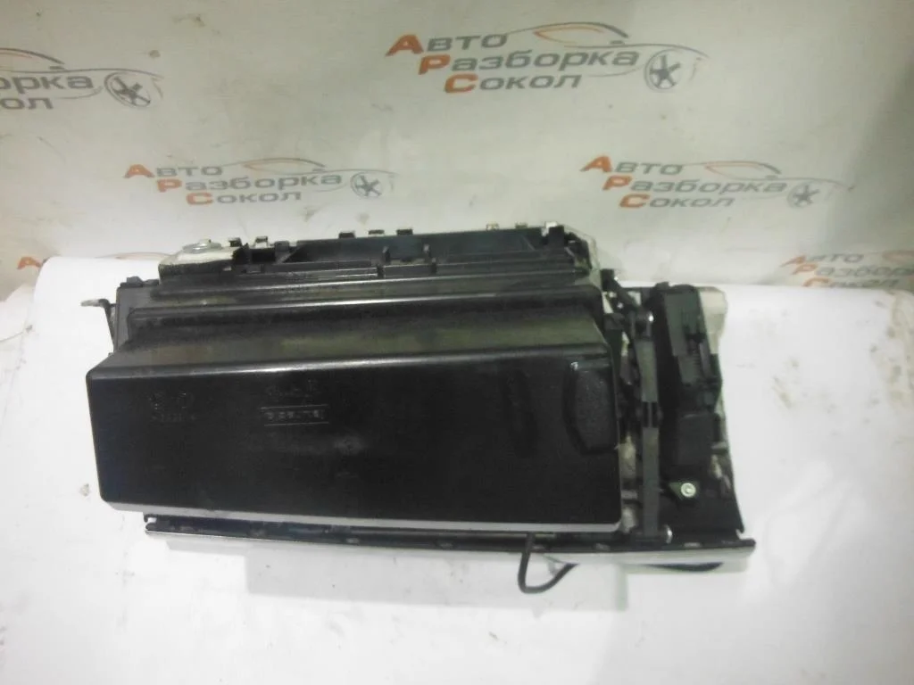 Бардачок BMW X5 E70 2007-2013  [51459210990]  M57N2 3.0 TDI в Вологде