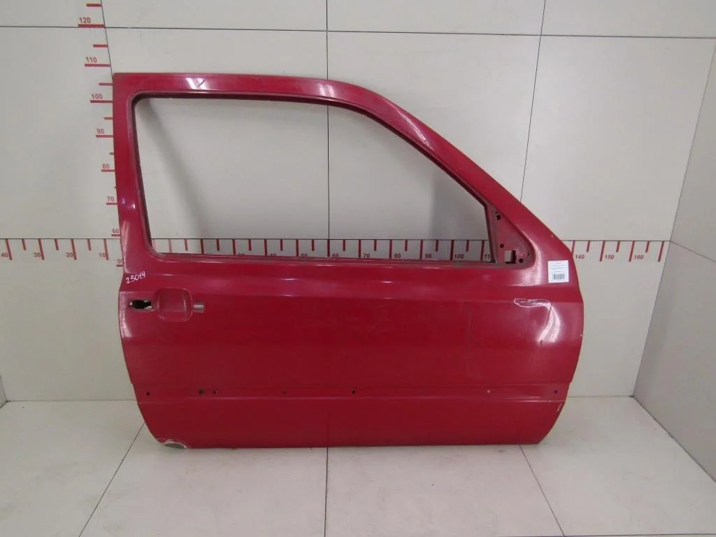 Дверь передняя правая VW Golf III \Vento 1991-1997  [1H3831056A]  в Вологде