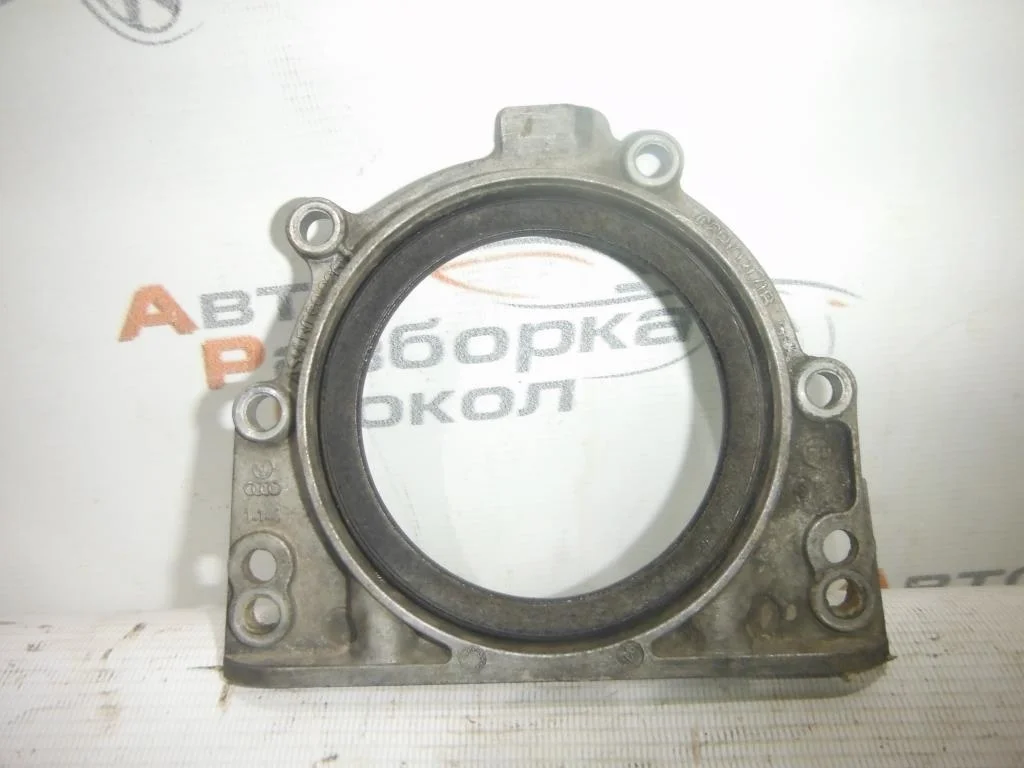 Крышка коленвала задняя VW Golf IV \Bora 1997-2005  [06B103171B]  1.6 1.8 2.0   в Вологде