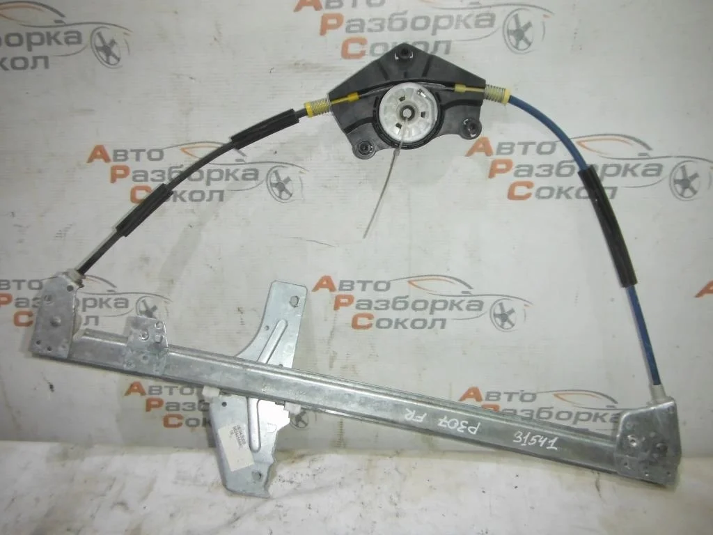 Стеклоподъемник электр. передний правый Peugeot 307 2001-2007  [9222J9]  1.6 HDi DV6TED4 в Вологде