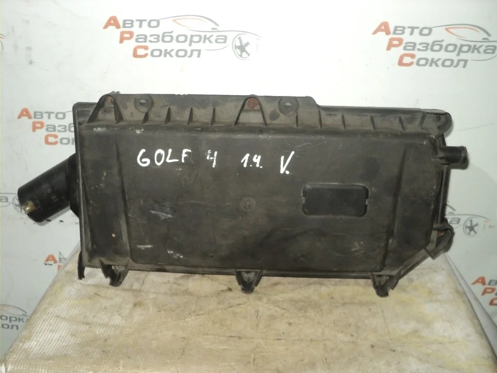 Корпус воздушного фильтра VW Golf IV \Bora 1997-2005  [036129611BD]  1.4 BCA в Вологде
