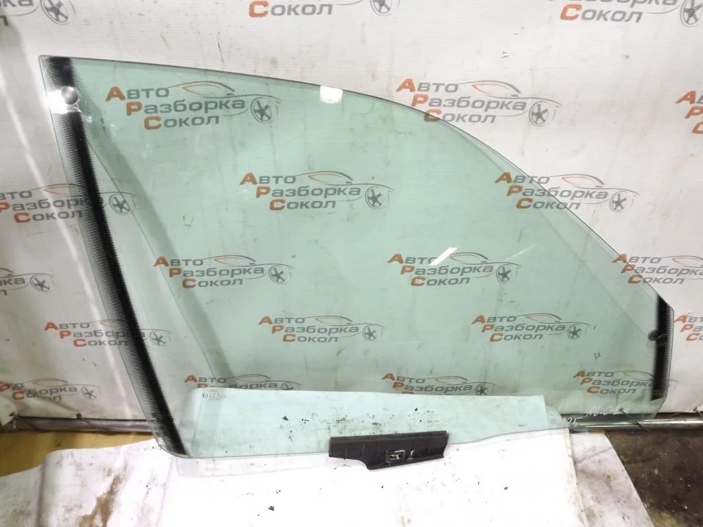 Стекло двери передней правой Audi A6 (C4) 1994-1997  [4A0845022A]  в Вологде