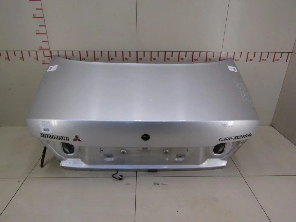 Крышка багажника Mitsubishi Carisma (DA) 1995-2000  [MR392327]  1.9TD F8QT в Вологде
