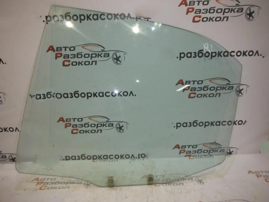 Стекло двери задней левой Mitsubishi Carisma (DA) 1995-2000  [MR721967]  1.9TD F8QT в Вологде