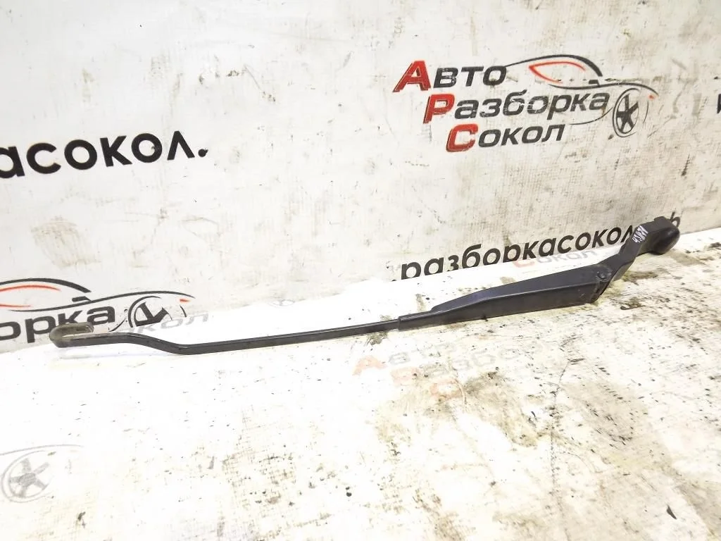 Поводок стеклоочистителя передний левый Nissan Primera P10E 1990-1996  [2888071J01]  SR20DE в Вологде