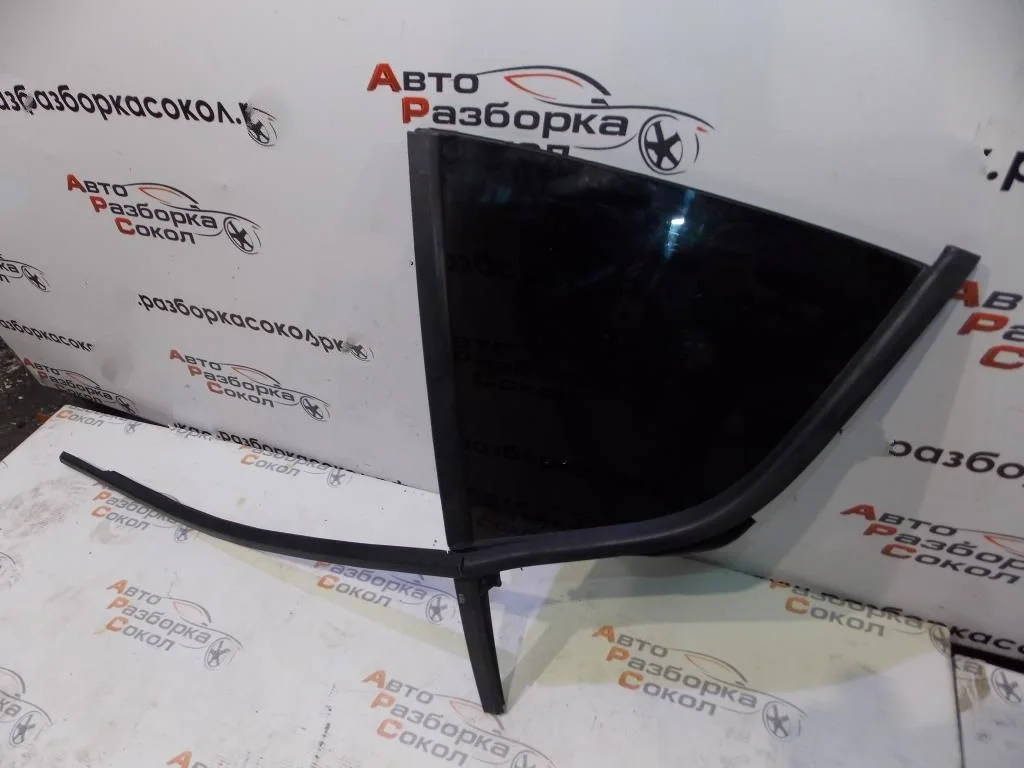 Стекло двери задней левой (форточка) Skoda Octavia (A7) 2013-2020  [5E5845213G5AP]  1.2 TSI CJZA в Вологде