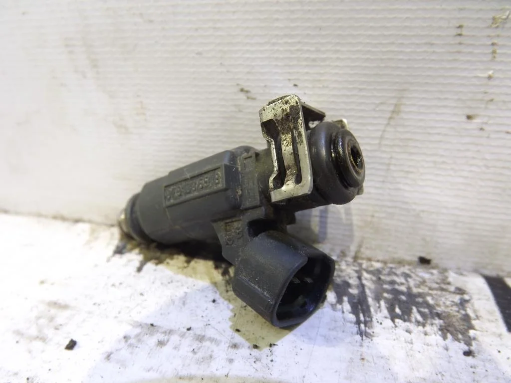 Форсунка инжекторная электрическая Audi A8 (D3,4E) 2004-2010  [079133551B]  в Вологде