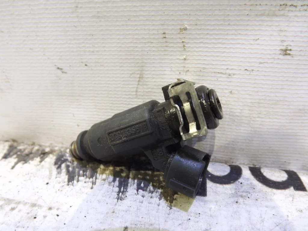 Форсунка инжекторная электрическая Audi A8 (D3,4E) 2004-2010  [079133551B]  в Вологде