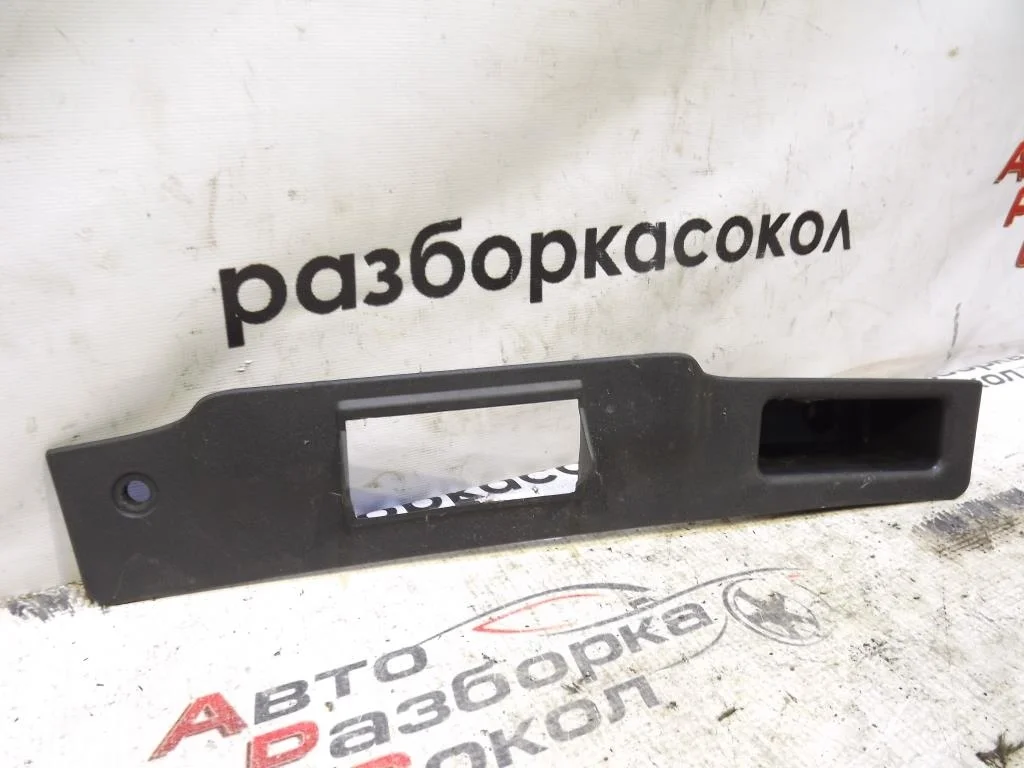Накладка (кузов внутри) Opel Astra H \ Family 2004-2015  [13119336]  в Вологде