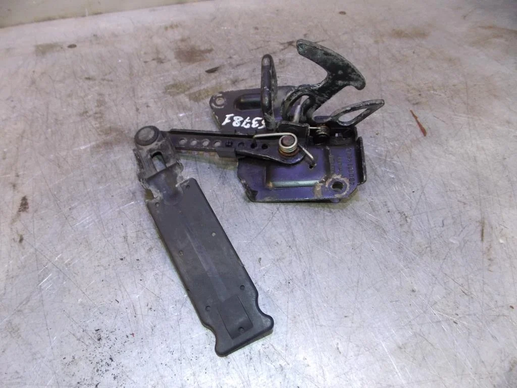 Замок капота Audi A6 (C5) 1997-2004  [4B0823480C]  в Вологде