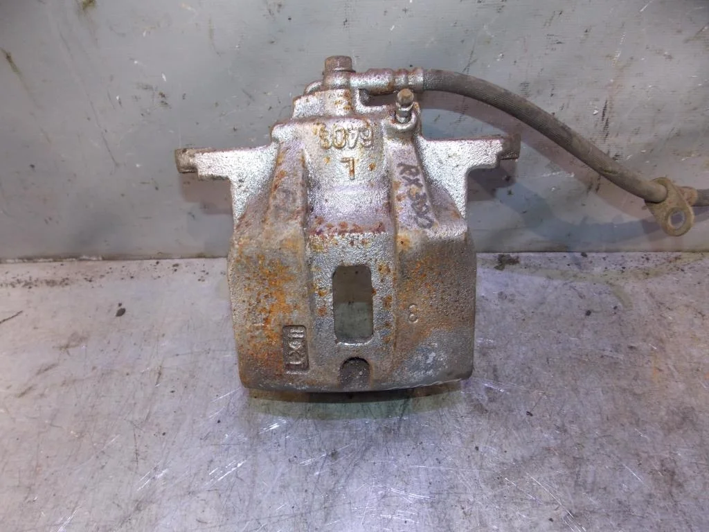 Суппорт передний левый Lexus RX 300\330\350\400h 2003-2009  [4775048140]  в Вологде