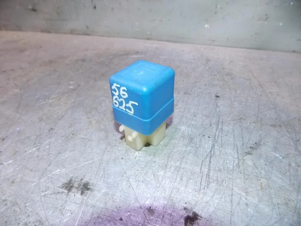 Реле Nissan Almera N15 1995-2000  [2523079981]  GA16DE в Вологде