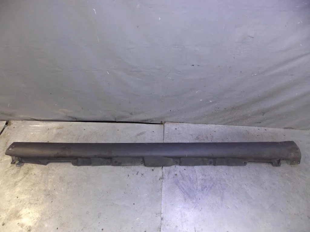 Накладка на порог (наружная) Toyota Avensis II 2003-2008  [7585105010]  в Вологде