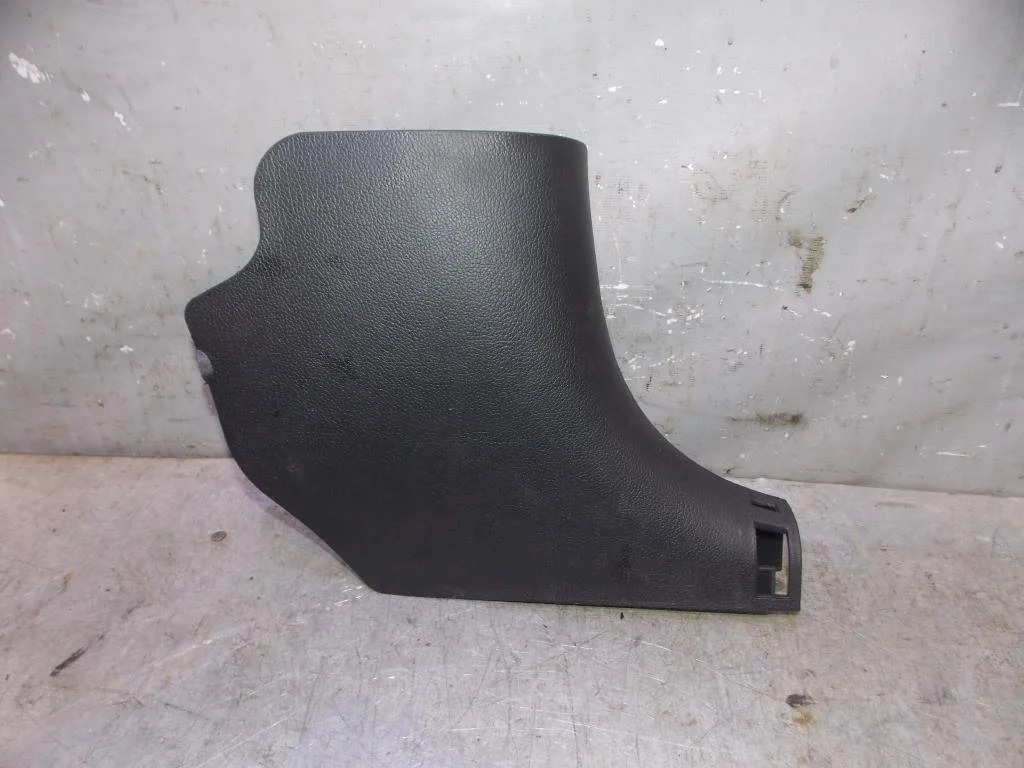 Накладка порога (внутренняя) Kia RIO 2011-2017  [858244Y000WK]  1.6 G4FC в Вологде