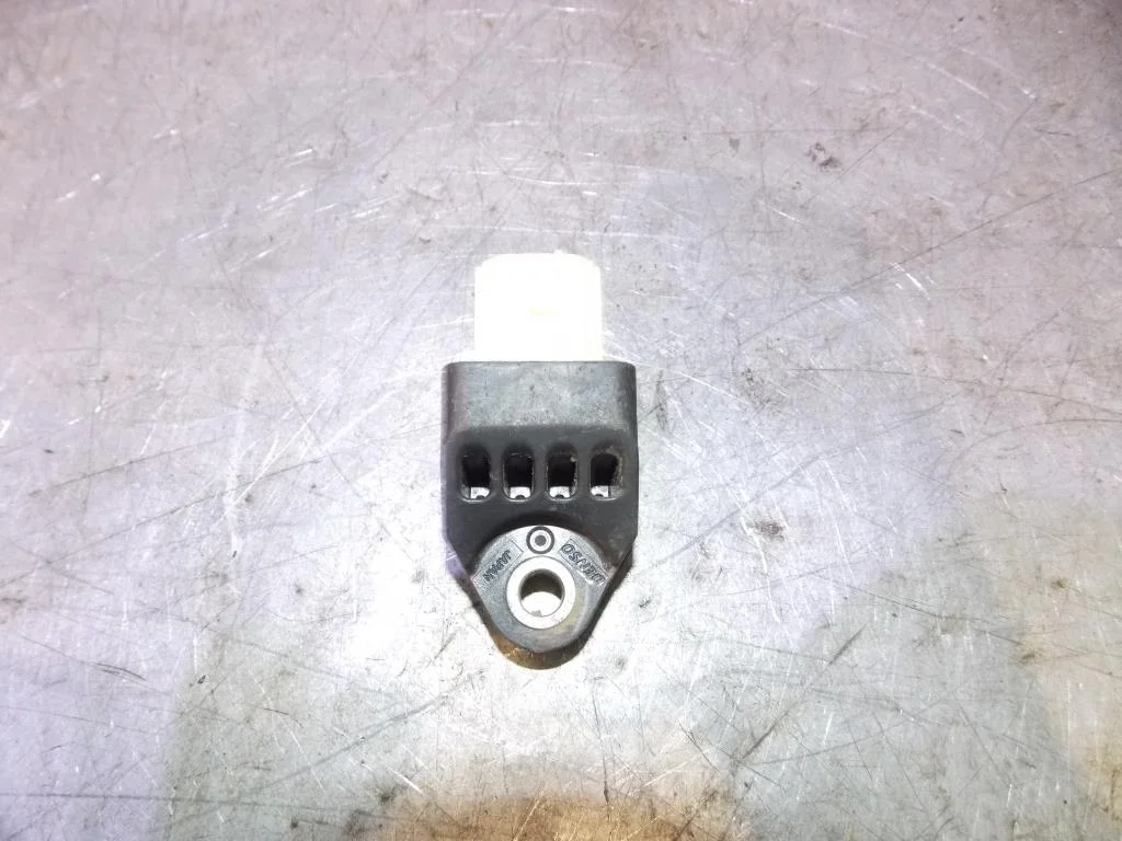 Датчик AIR BAG Toyota RAV 4 2006-2013  [8983133020]  в Вологде