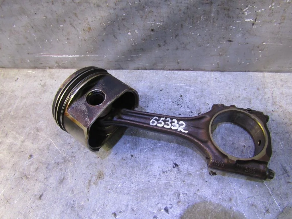 Шатун VW Passat (B5+) 2000-2005  [06A198401]  1.8T 20V AWM в Вологде