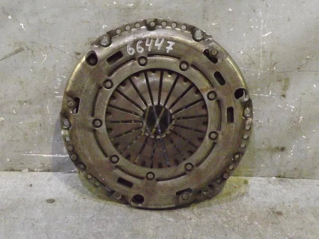 Корзина сцепления VW Passat (B7) 2011-2015  [03C141025G]  1.4 16V CAXC в Вологде