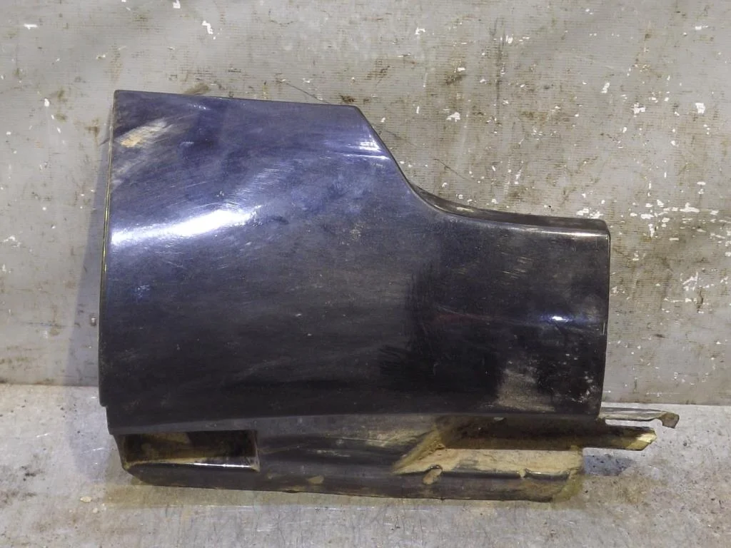 Накладка на порог (наружная) VW Passat (B7) 2011-2015  [3AA853898CGRU]  1.4 16V CAXC в Вологде