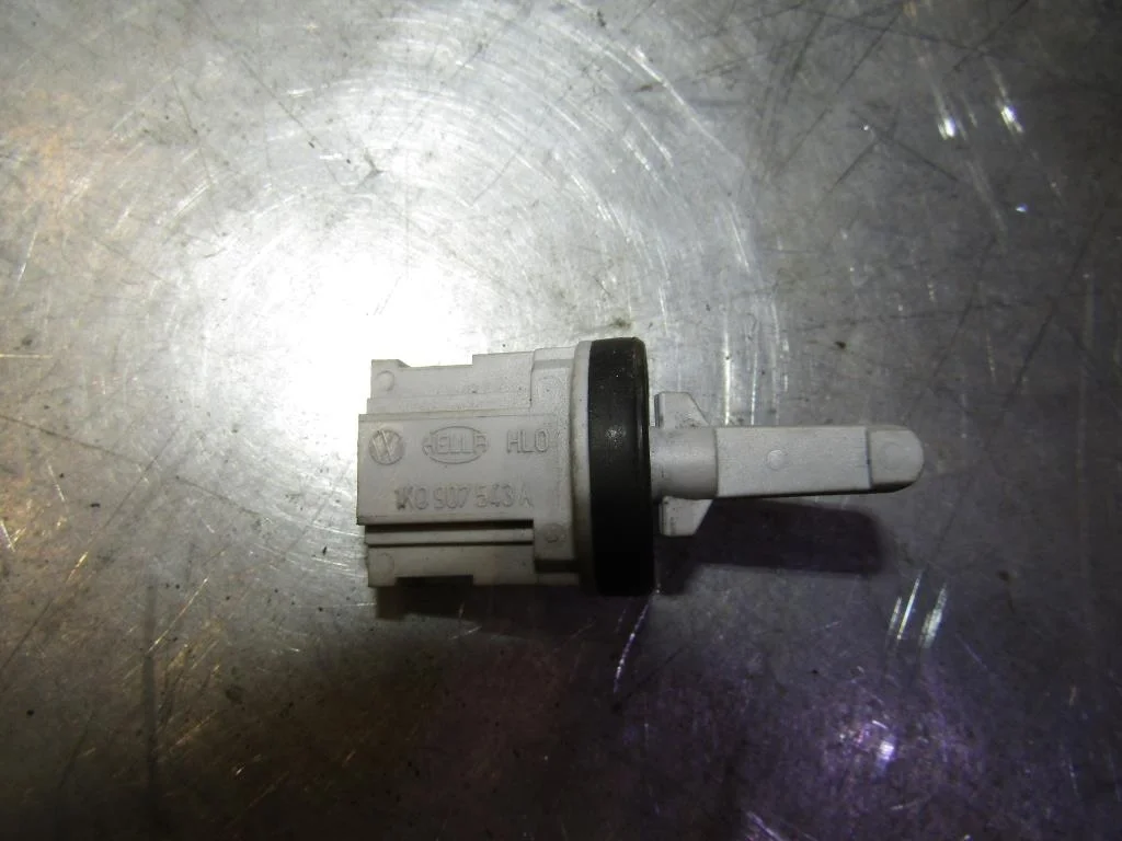 Датчик температуры воздуха VW Transporter T5 2003-2015  [1K0907543A]  в Вологде