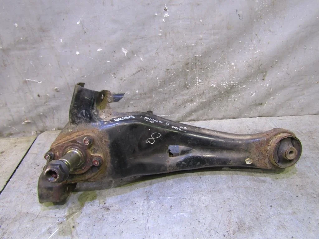 Рычаг задний продольный правый Mitsubishi Lancer (CS) 2003-2006  [MR519134]  в Вологде