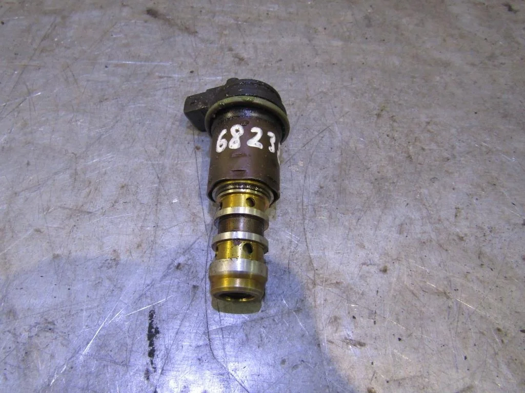 Клапан электромагн. изменения фаз ГРМ BMW X5 E53 2000-2007  [11367560462]  4.4i N62 в Вологде